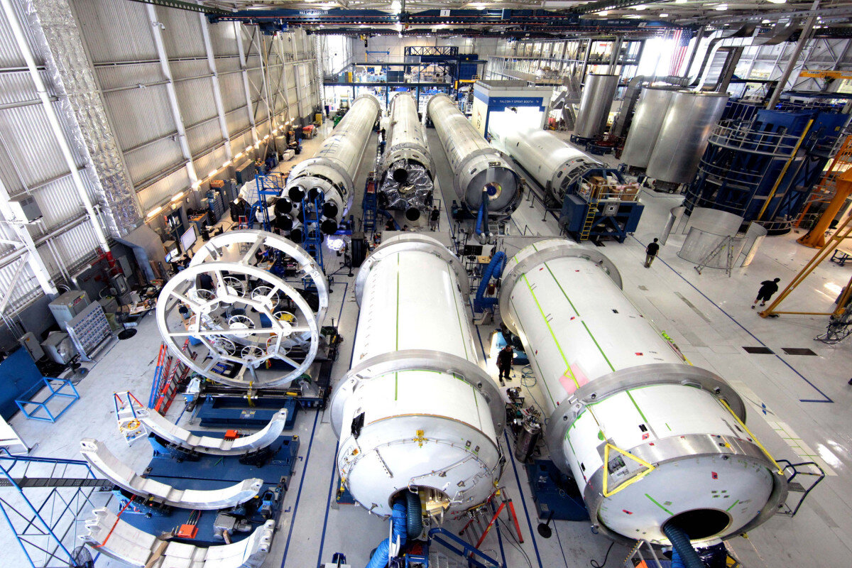 platzhalter_space.jpg platzhalter_space.jpg